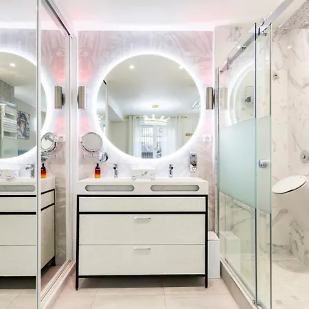 Magnifique 2 Pieces Centre Διαμέρισμα
